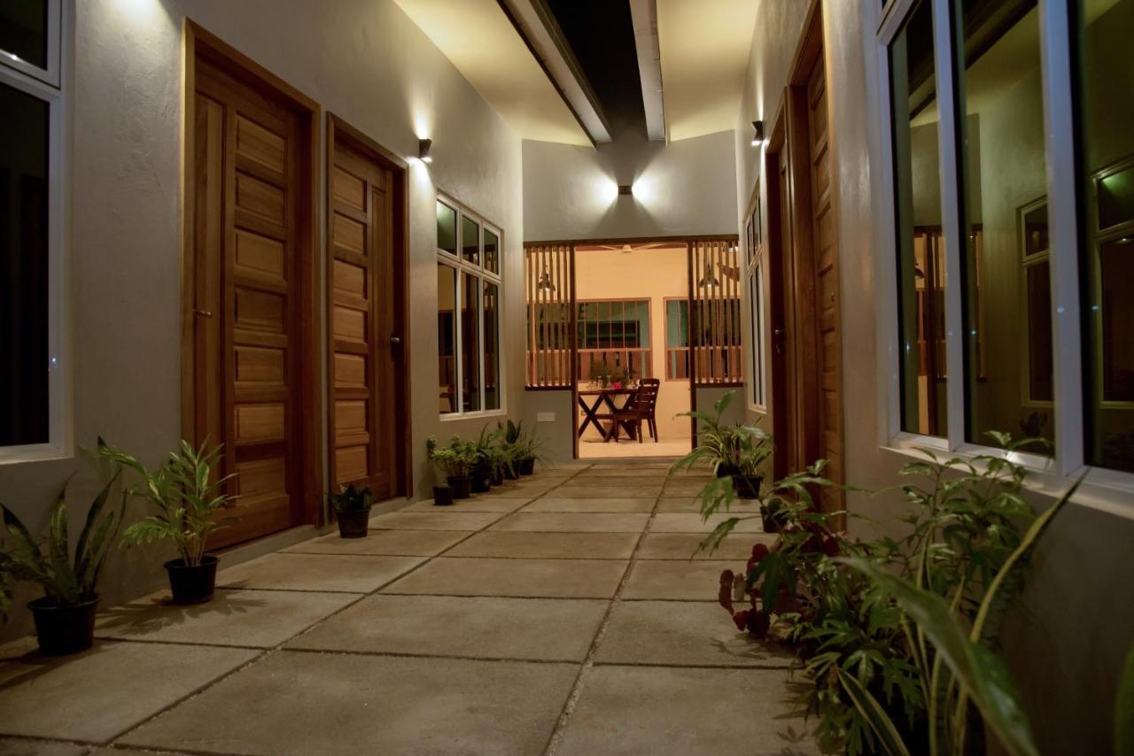 Escapism Maldives Hotel Feridhoo Exterior photo